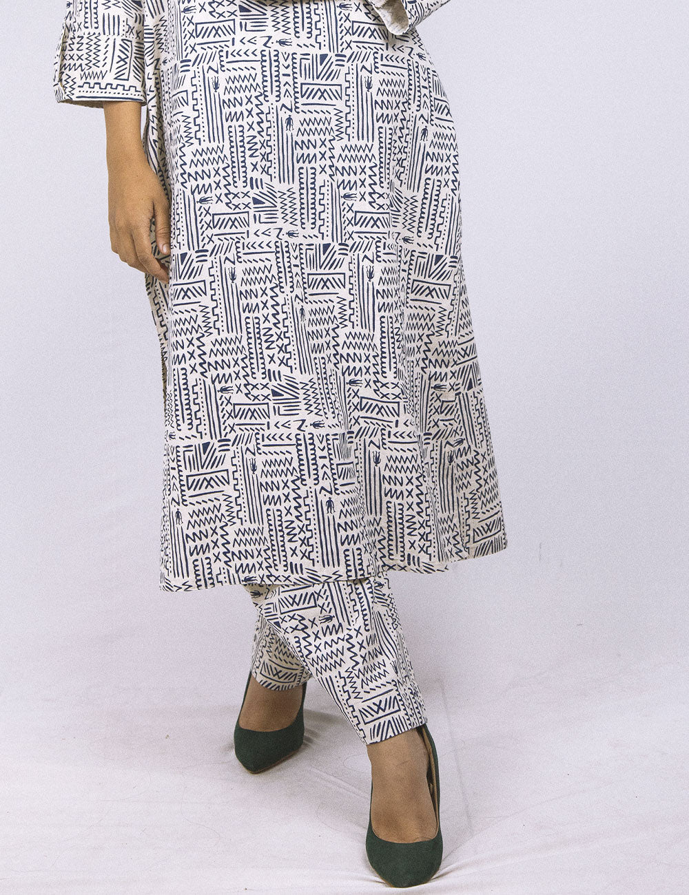 The Cottort – Long Edition – Blue & White Cotton Kurti & Pants